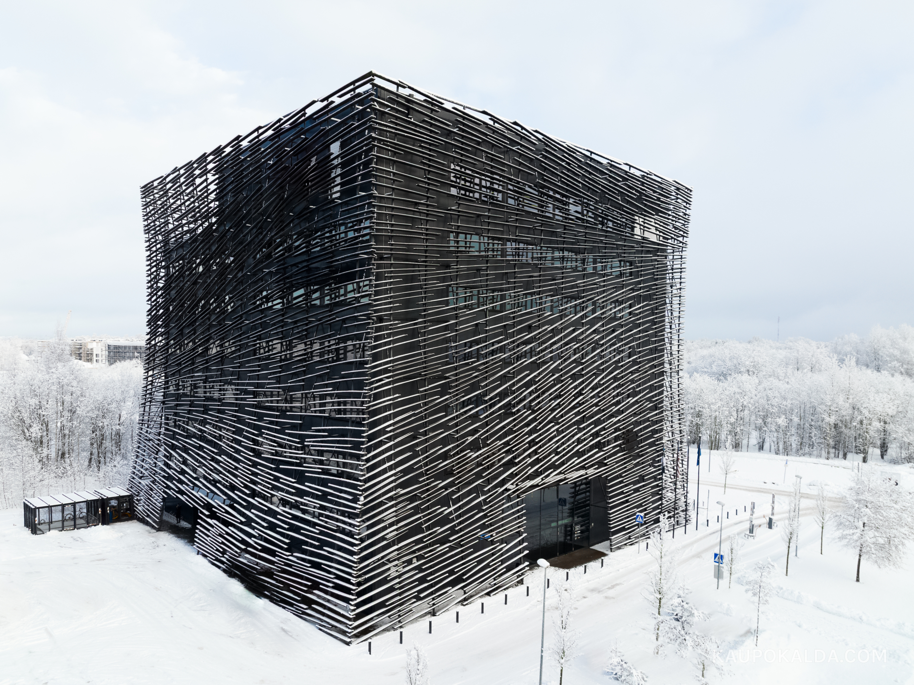 Paldiski mnt 80 büroohoone