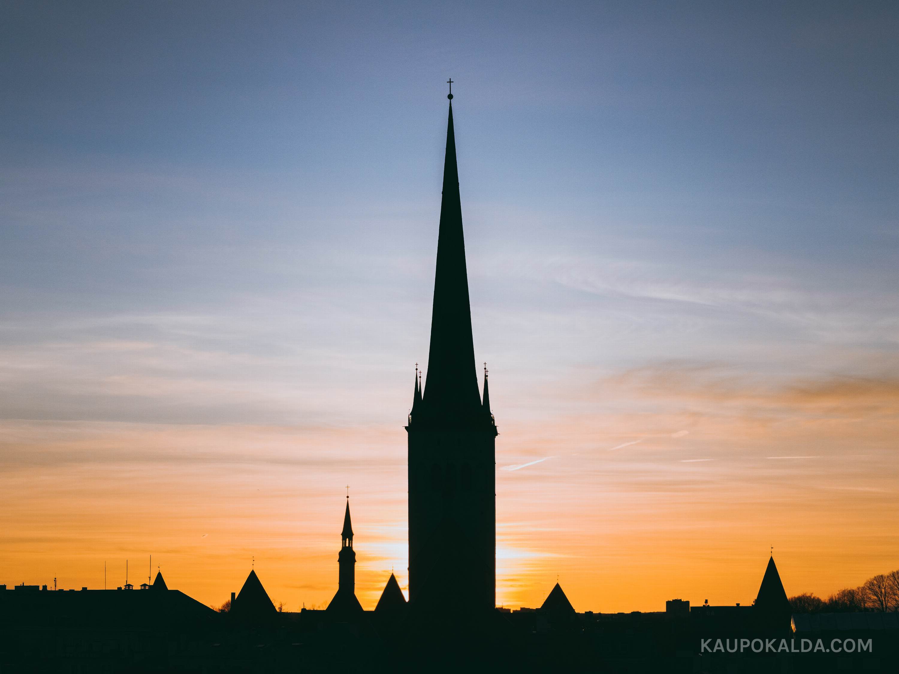 Uhke Oleviste väikestega