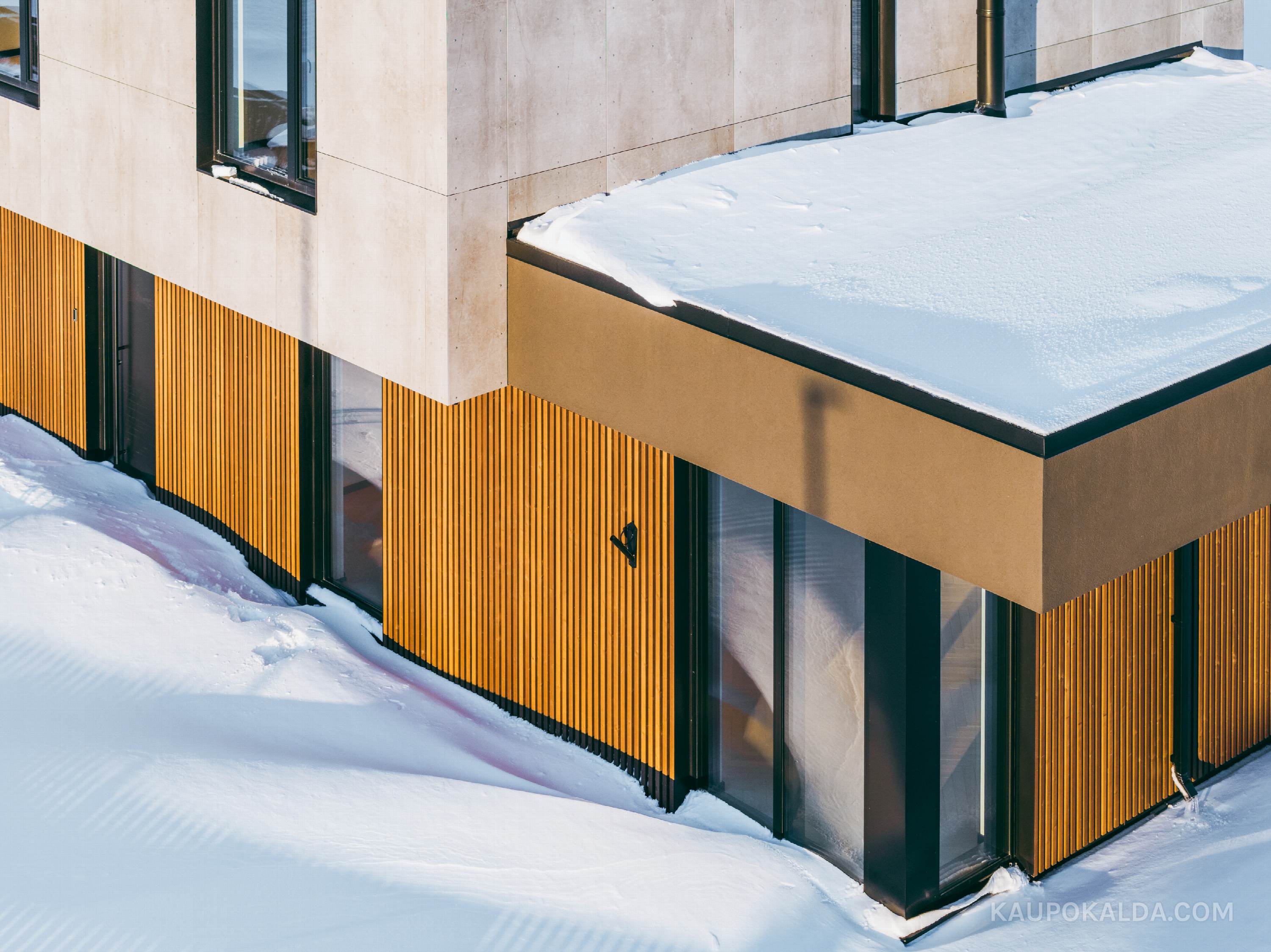 Kindlusepealse villad